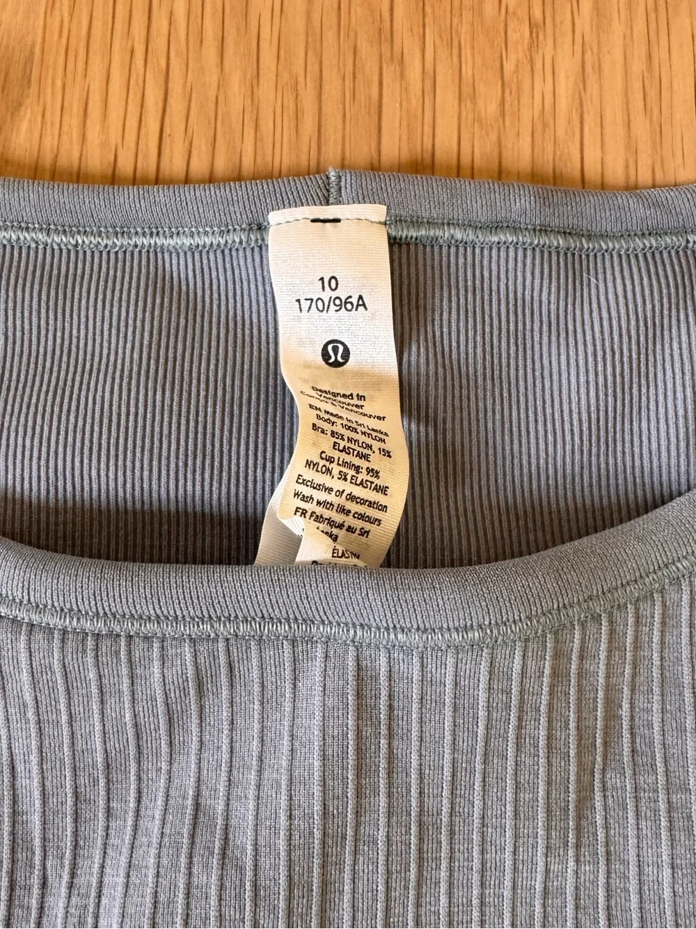 lululemon athletica size 10